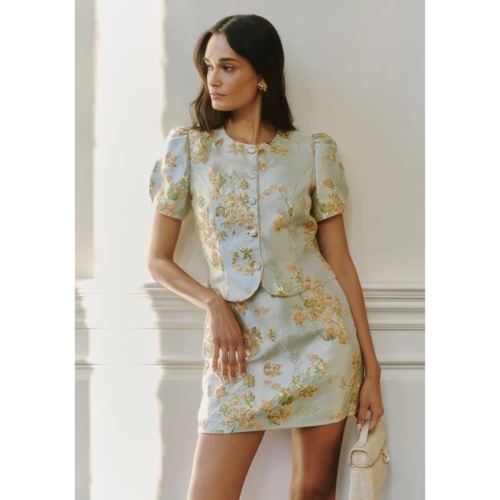 NWT Kourt Aurea Brocade Skirt Set in Frosted Rose Floral - Size 8